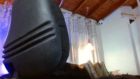 choreto online show from January 5, 5:27 pm