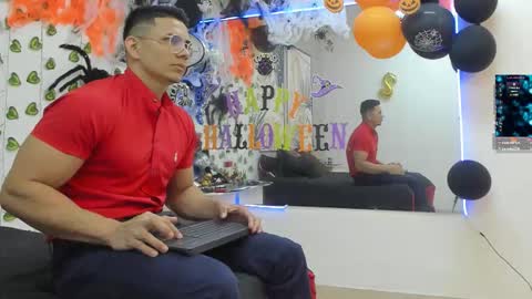 Chorey Thaylor online show from October 12, 4:28 pm