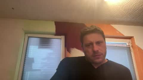 Chris online show from February 6, 8:18 am