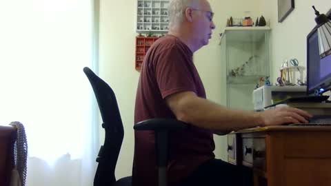 Snapshot of chris2002b chatting on September 21, 11:17 pm chris2002b online show from September 21, 11:17 pm