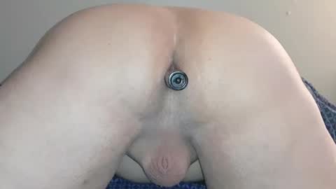 Snapshot of chris6646 chatting on December 11, 5:32 am Chris online show from December 11, 5:32 am