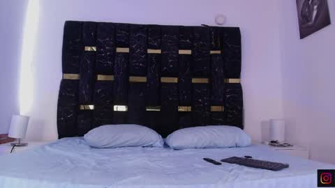 Chris B online show from April 6, 6:42 pm