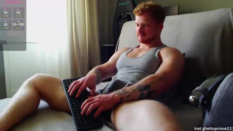 Snapshot of chris_boy37 chatting on October 3, 8:44 am redhead thief of sausages and hearts online show from October 3, 8:44 am