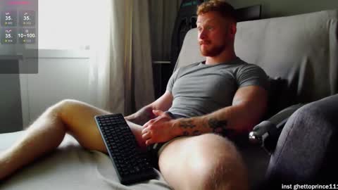 Snapshot of chris_boy37 chatting on October 14, 6:03 am redhead thief of sausages and hearts online show from October 14, 6:03 am