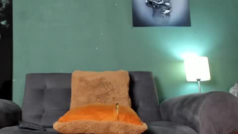 Chriz online show from January 24, 7:49 pm