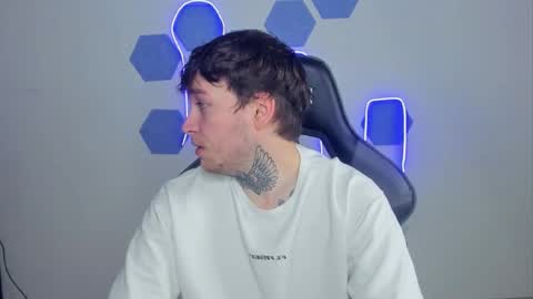 Chris Tyson online show from December 13, 9:57 am