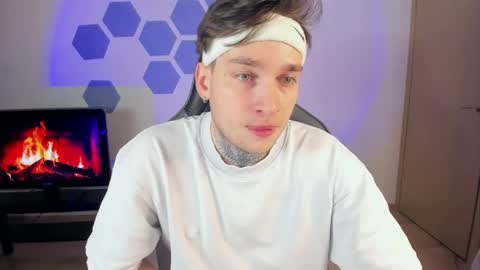 Chris Tyson online show from January 11, 8:32 pm