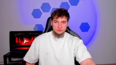 Chris Tyson online show from April 2, 8:56 am