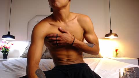 Snapshot of chris_weell chatting on January 14, 8:37 pm Chris Weell online show from January 14, 8:37 pm