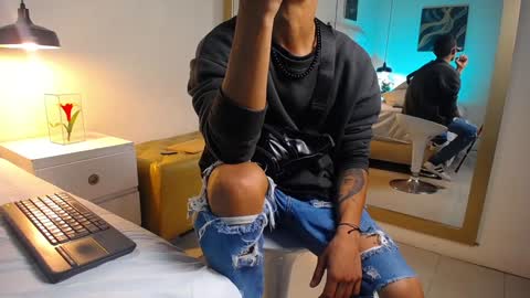 Snapshot of chris_weell chatting on January 19, 2:57 am Chris Weell online show from January 19, 2:57 am