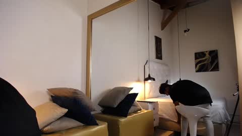 Snapshot of chris_weell chatting on February 9, 7:52 pm Chris Weell online show from February 9, 7:52 pm