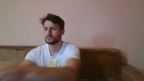 Snapshot of chrisaron chatting on February 18, 7:09 pm chrisaron online show from February 18, 7:09 pm