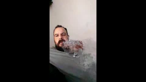 Snapshot of chrisole chatting on January 9, 9:34 am chris ole online show from January 9, 9:34 am