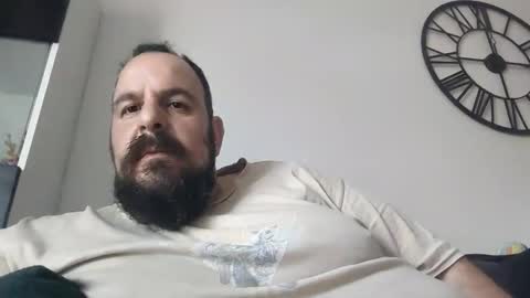 Snapshot of chrisole chatting on February 20, 10:16 am chris ole online show from February 20, 10:16 am