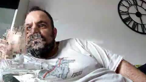 Snapshot of chrisole chatting on February 25, 9:30 am chris ole online show from February 25, 9:30 am