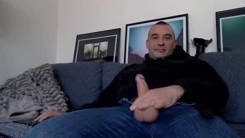 chrispanam13 online show from March 29, 9:31 am