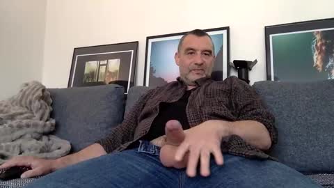 chrispanam13 online show from April 17, 10:51 am