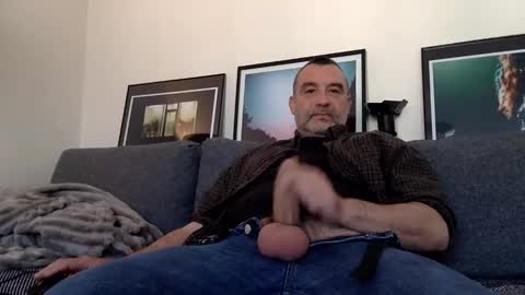 Snapshot of chrispanam13 chatting on April 21, 7:47 am chrispanam13 online show from April 21, 7:47 am