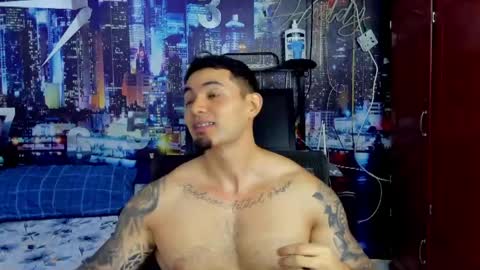 Chriss Stewart online show from May 22, 2:19 am