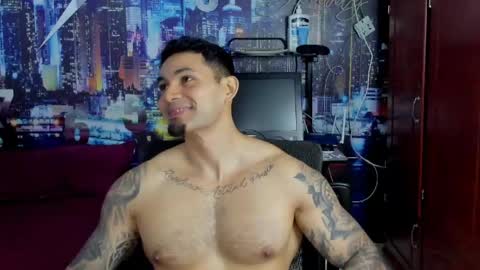 Chriss Stewart online show from May 29, 2:31 am