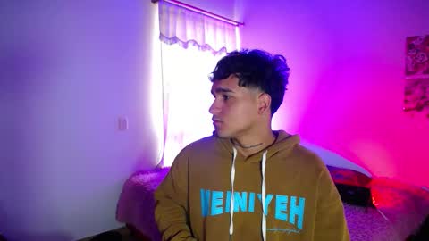 Christian Wang online show from February 13, 9:00 pm