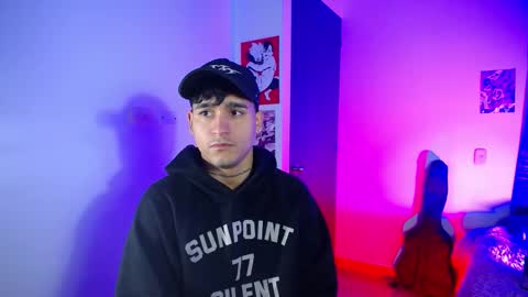 Christian Wang online show from February 21, 7:09 am