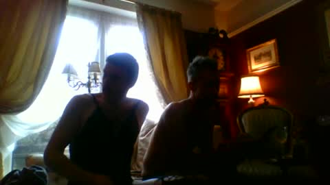 Snapshot of chrissythesissy34 chatting on December 18, 12:07 pm chrischrissy online show from December 18, 12:07 pm