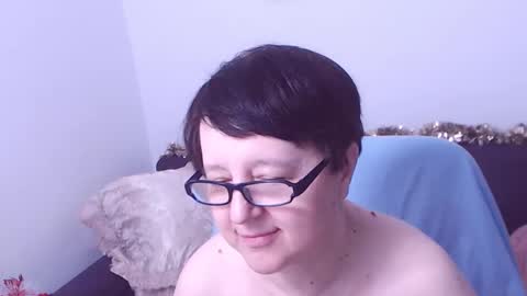 Christa online show from December 13, 8:25 pm