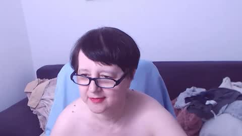 Christa online show from March 1, 4:25 am