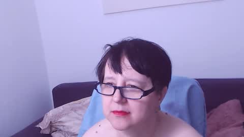 Snapshot of christarose chatting on April 12, 2:22 pm Christa online show from April 12, 2:22 pm