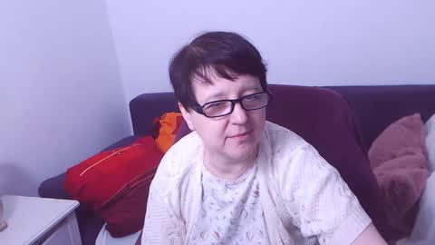 Snapshot of christarose chatting on April 15, 7:21 pm Christa online show from April 15, 7:21 pm