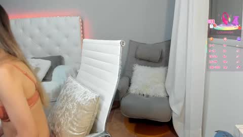 Christie online show from February 11, 6:24 pm