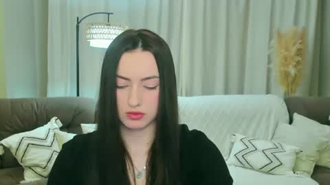Christina Florence online show from June 16, 4:37 am