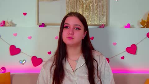 Christina online show from February 13, 7:10 pm