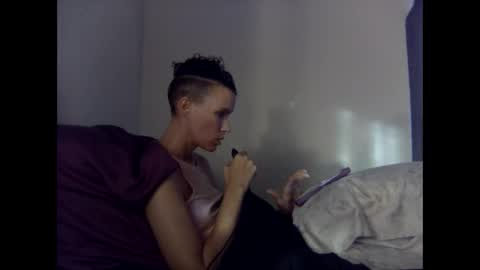 Christina Saunters online show from October 4, 2:37 pm