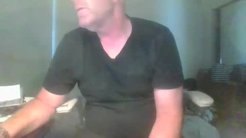 Snapshot of christo9999 chatting on March 3, 11:35 pm christo online show from March 3, 11:35 pm