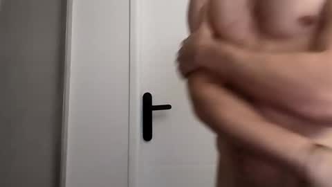 Chris online show from January 9, 9:05 pm