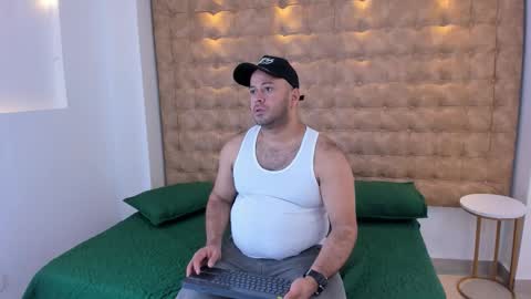 Snapshot of christopher_cruz_ chatting on November 23, 8:30 pm christopher_cruz_ online show from November 23, 8:30 pm