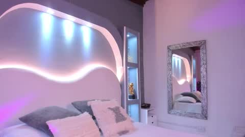 christopher_whitaker online show from February 9, 12:42 pm