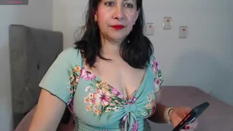 Snapshot of christy_ant chatting on July 6, 7:27 pm Christy online show from July 6, 7:27 pm