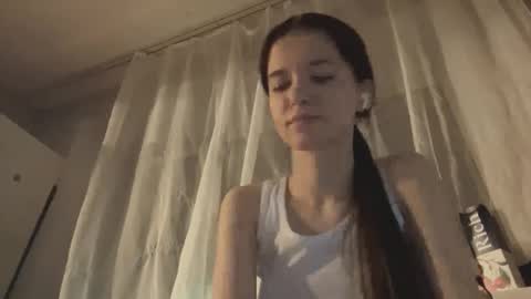 Stella online show from November 20, 1:00 pm