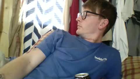 Snapshot of chrisvibess chatting on February 25, 8:40 pm chrisvibess online show from February 25, 8:40 pm