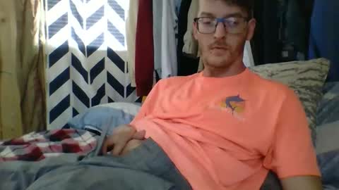 Snapshot of chrisvibess chatting on March 17, 7:06 pm chrisvibess online show from March 17, 7:06 pm