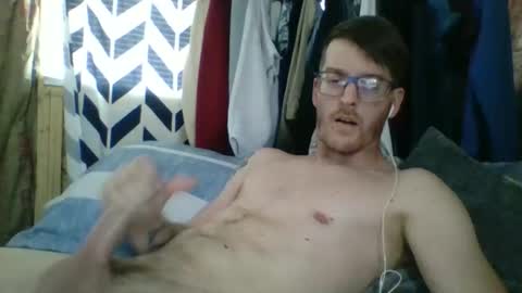 Snapshot of chrisvibess chatting on March 21, 8:12 pm chrisvibess online show from March 21, 8:12 pm