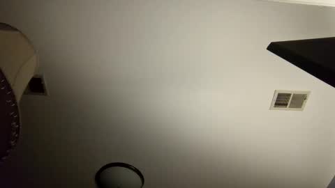 chrisw8121 online show from March 10, 4:28 am