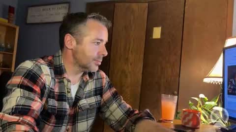 chrisw8121 online show from April 13, 2:06 am