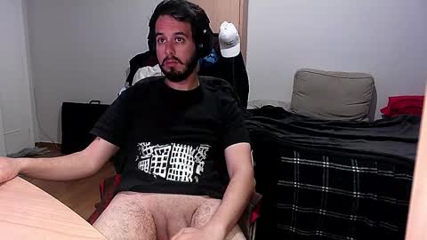 Chromefox123 online show from March 29, 9:26 pm