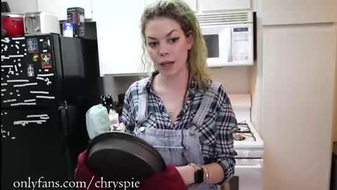 Snapshot of chrysanthulu chatting on September 26, 5:00 am Chrys online show from September 26, 5:00 am