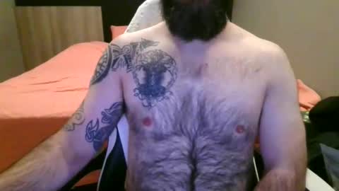 Snapshot of chub_bear_99 chatting on June 7, 2:54 pm chub bear 99 online show from June 7, 2:54 pm