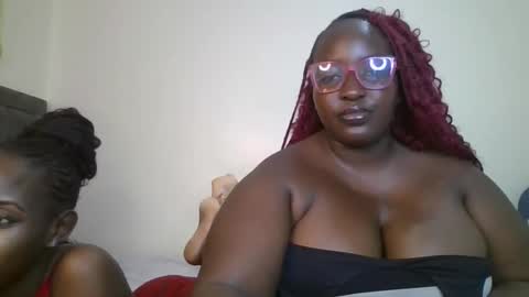 chubby_belle online show from May 3, 9:59 am